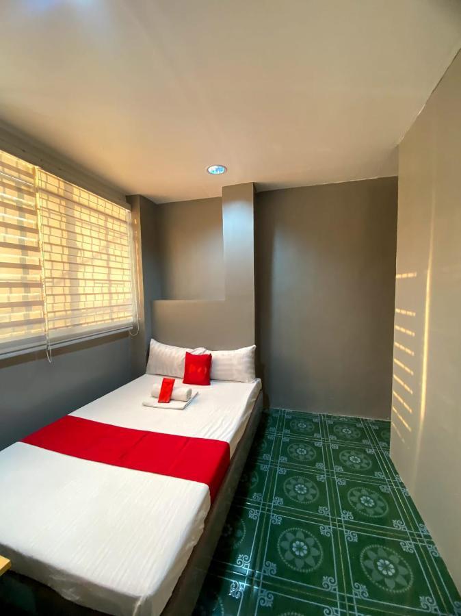 Oyo 104 Manila Venetian Hotel Eksteriør billede